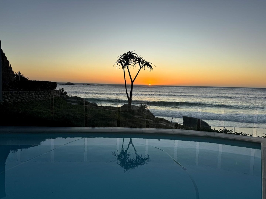 2 Bedroom Property for Sale in Clifton Western Cape
